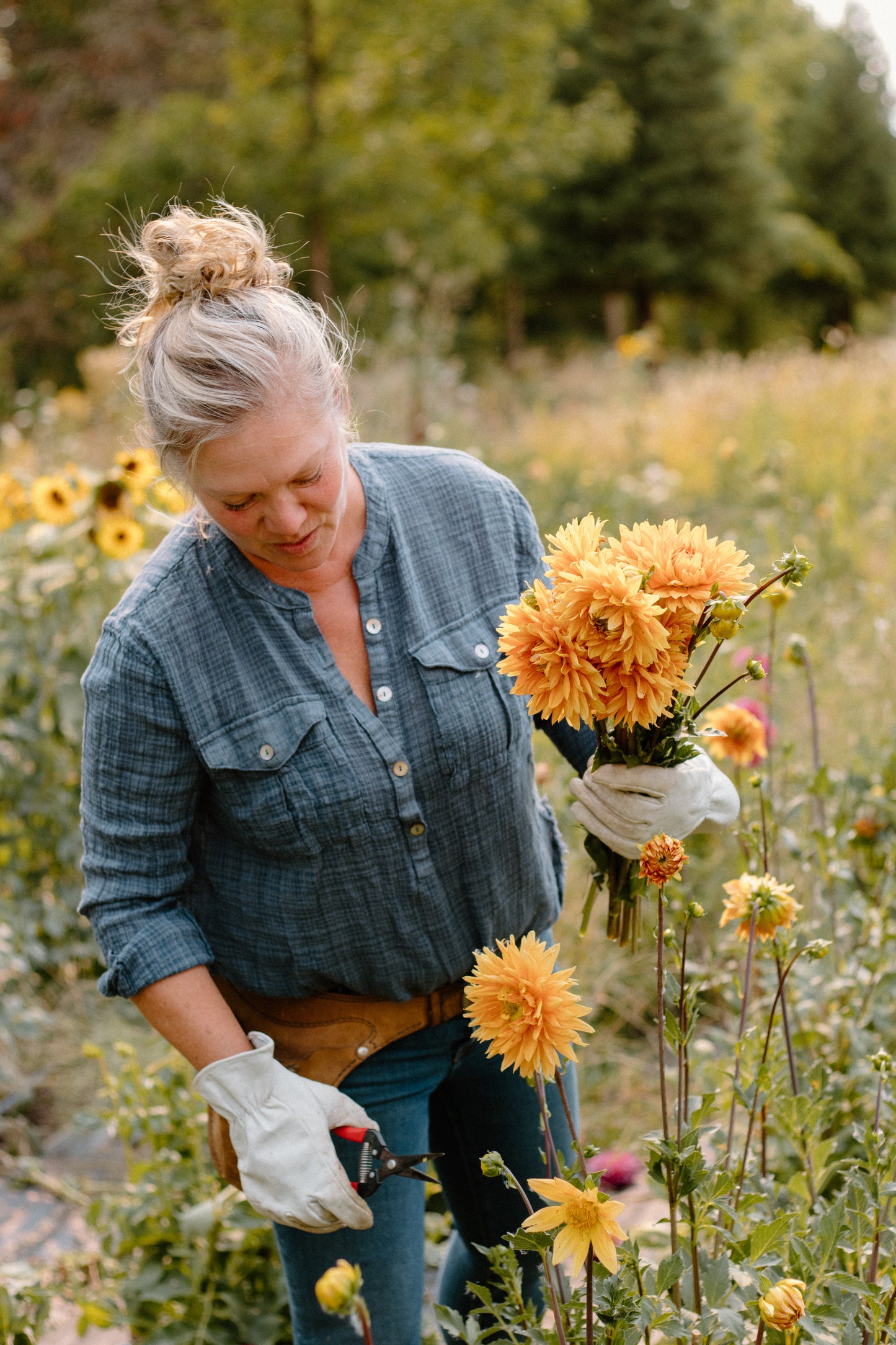 Blooms and Brunch: A Creative Design Class